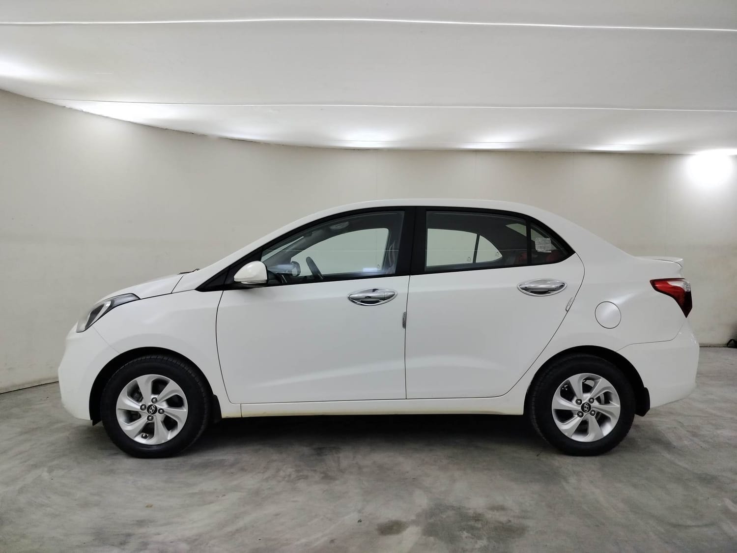 Xcent image 2 Xcent image 2