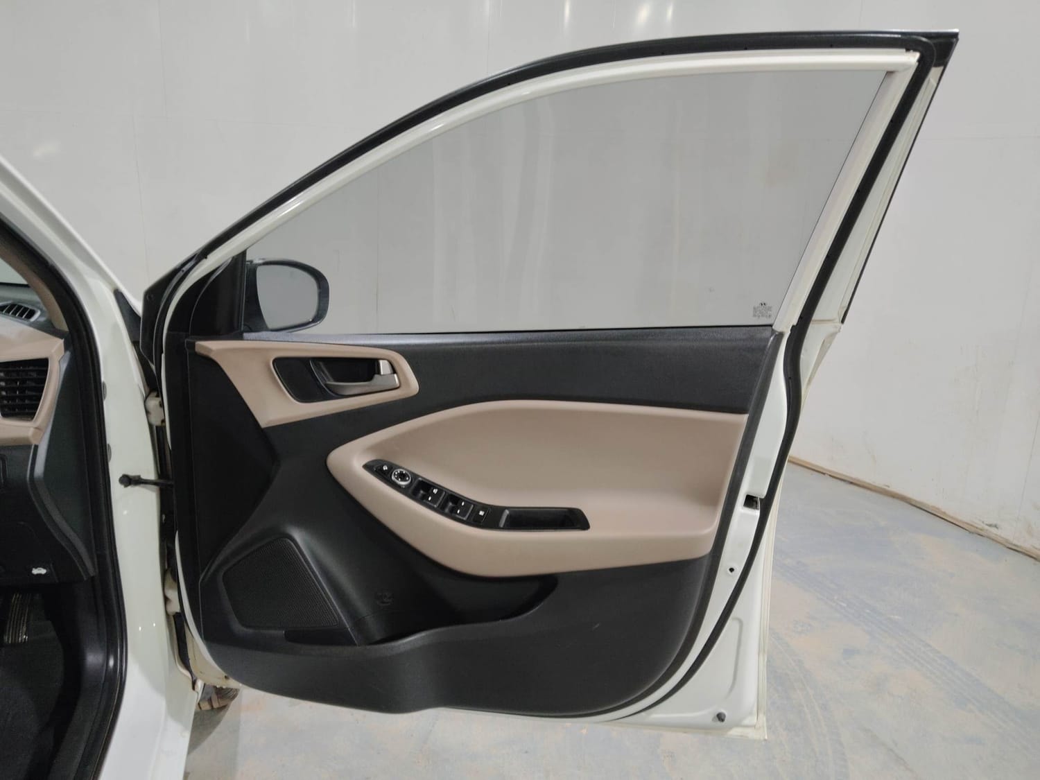 Elite i20 image 19 Elite i20 image 19