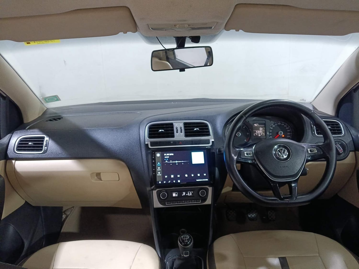 Polo image 12 Polo image 12