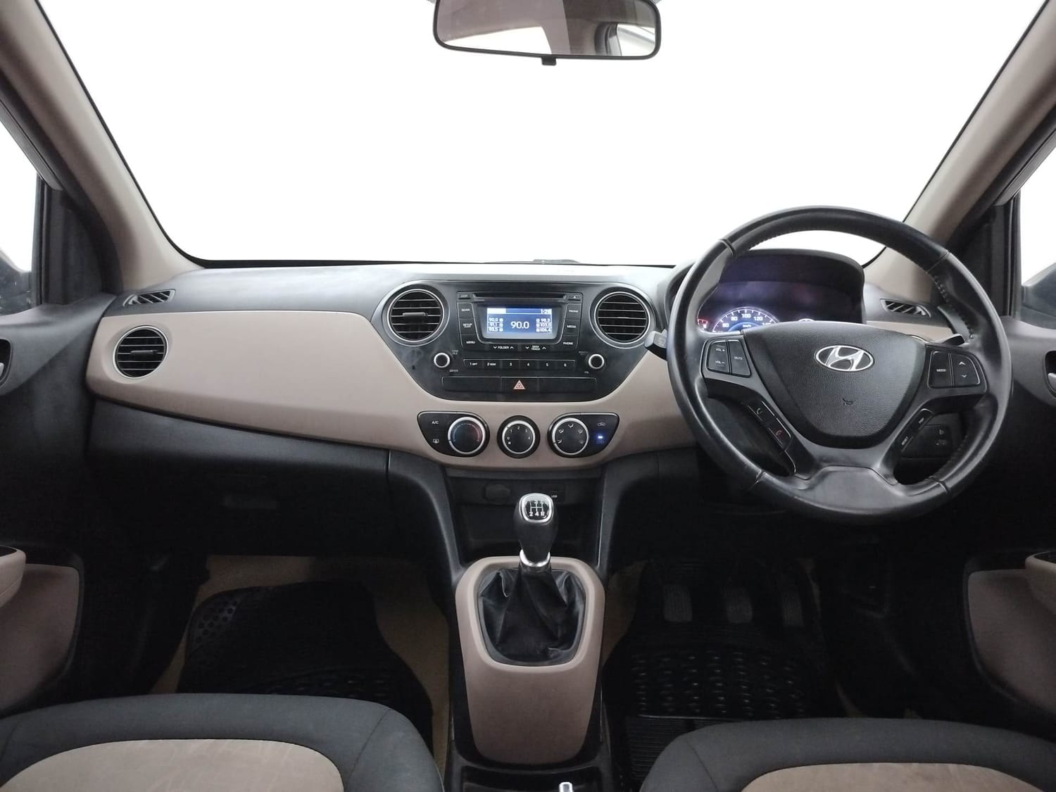 Grand i10 image 12 Grand i10 image 12