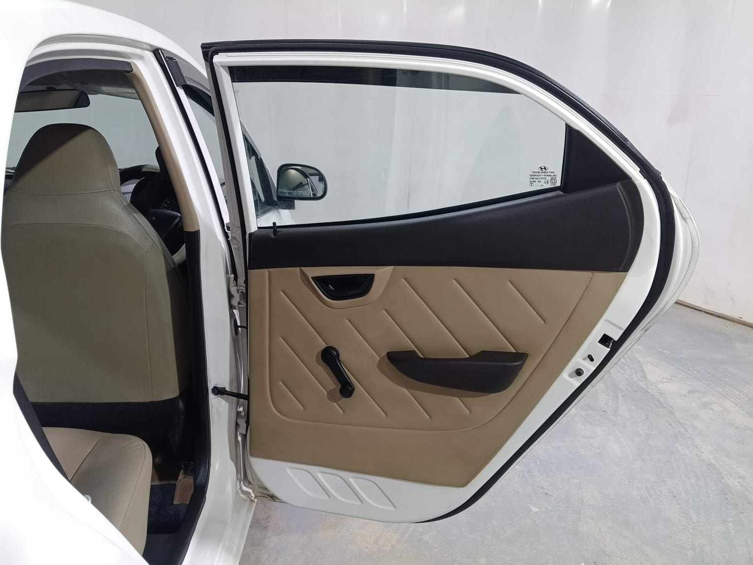 EON image 20 EON image 20