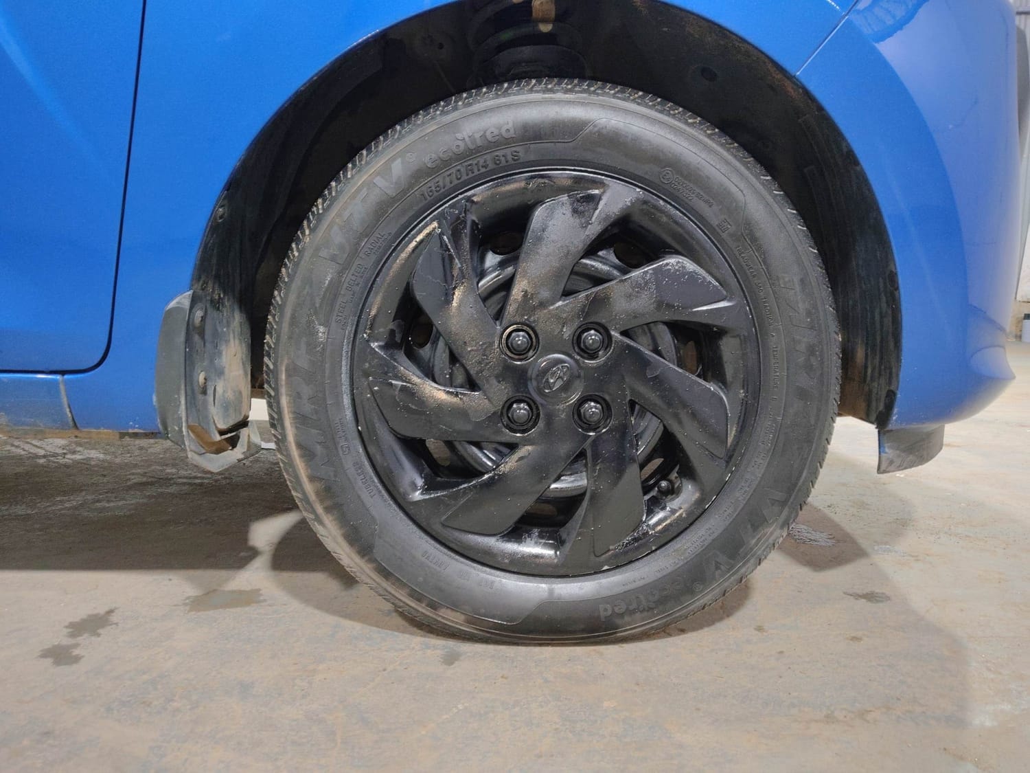 Santro image 32 Santro image 32