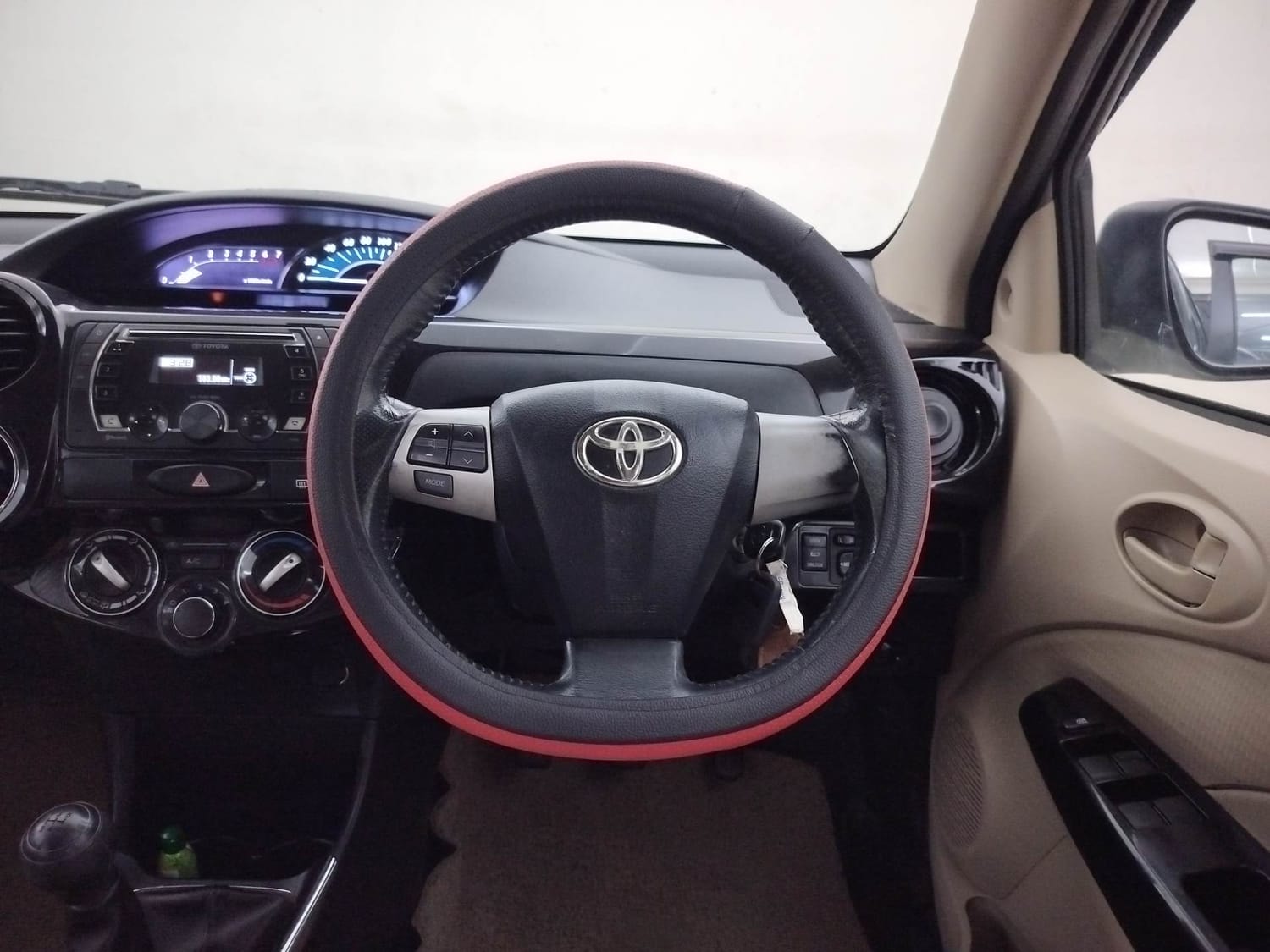 Etios Liva image 14 Etios Liva image 14