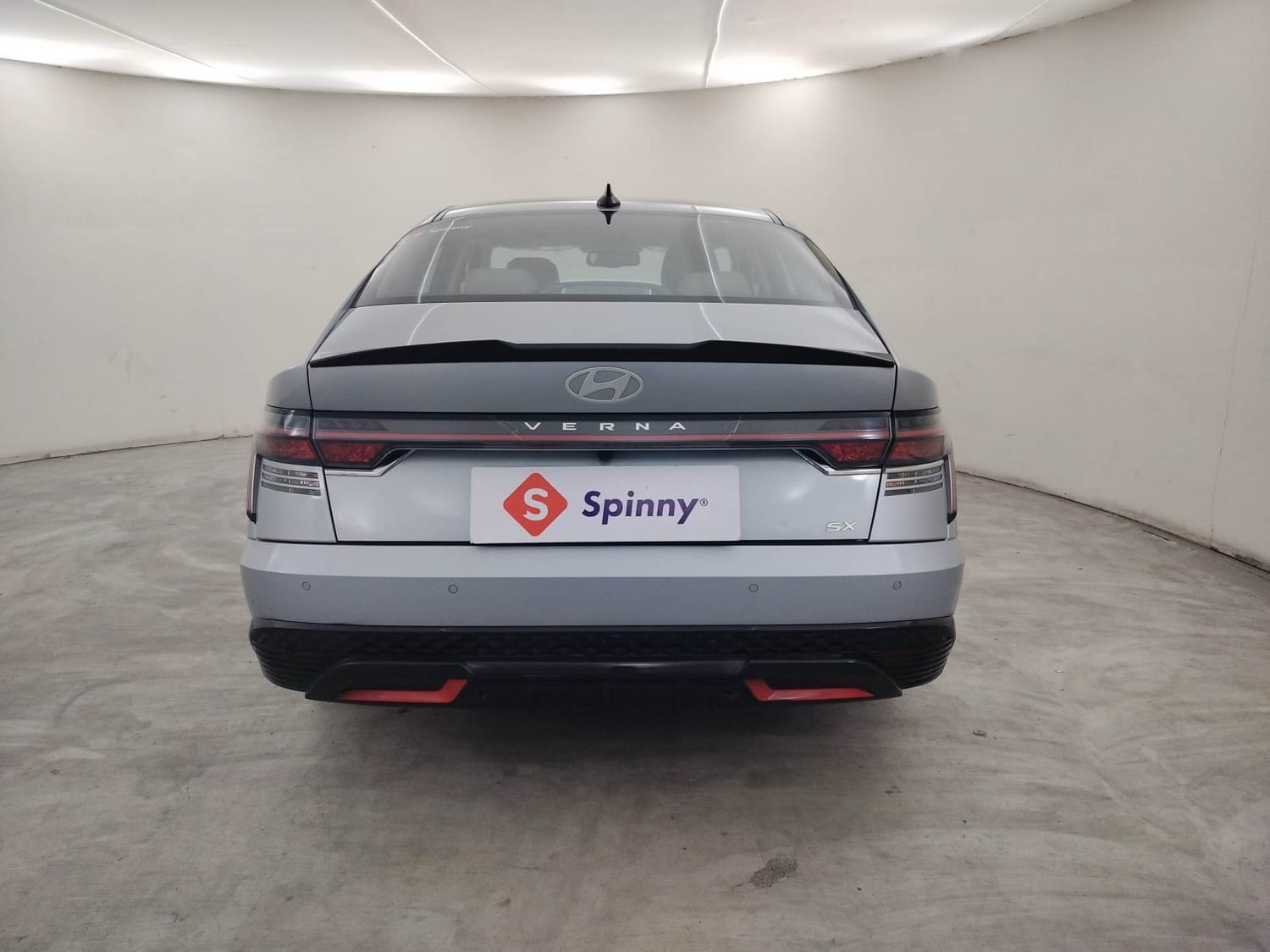 Verna image 4 Verna image 4