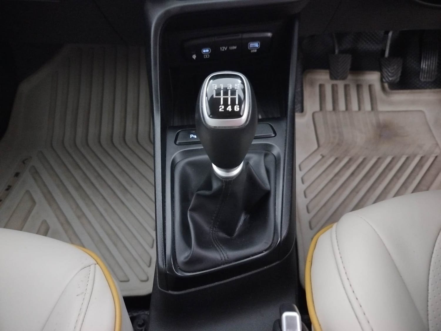 Verna image 16 Verna image 16