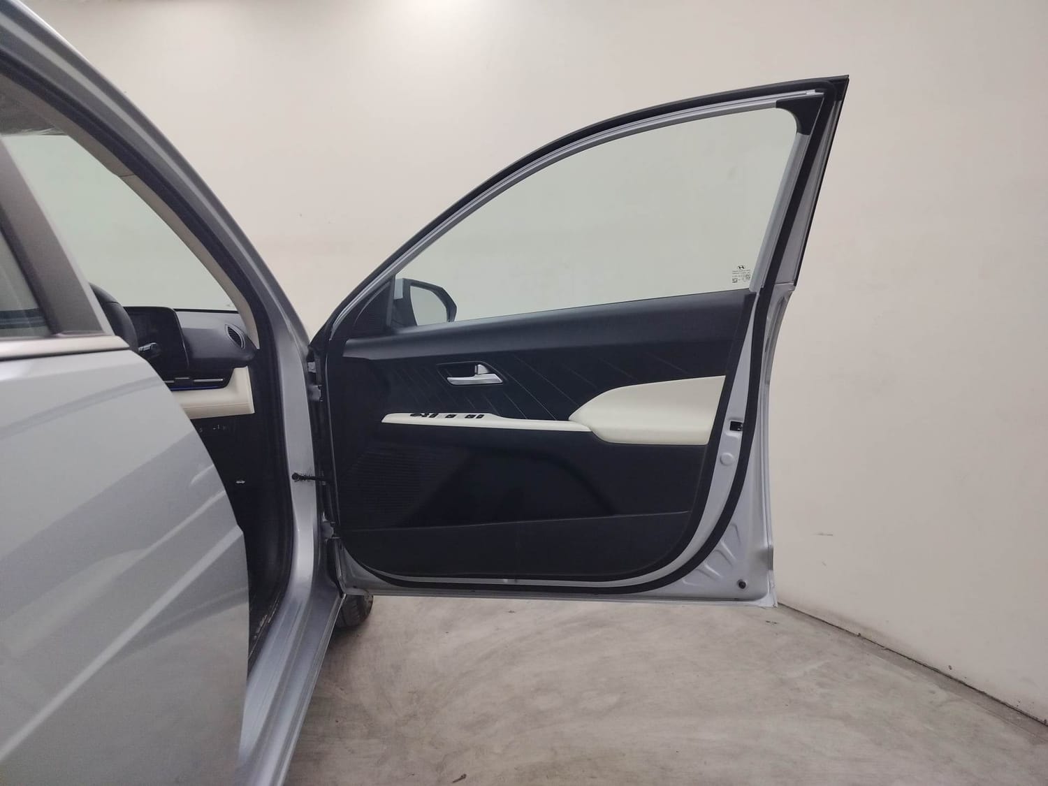 Verna image 19 Verna image 19