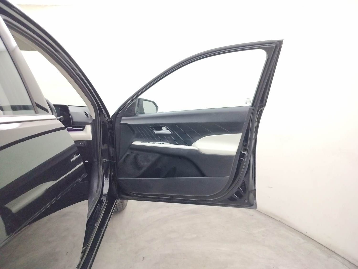 Verna image 19 Verna image 19