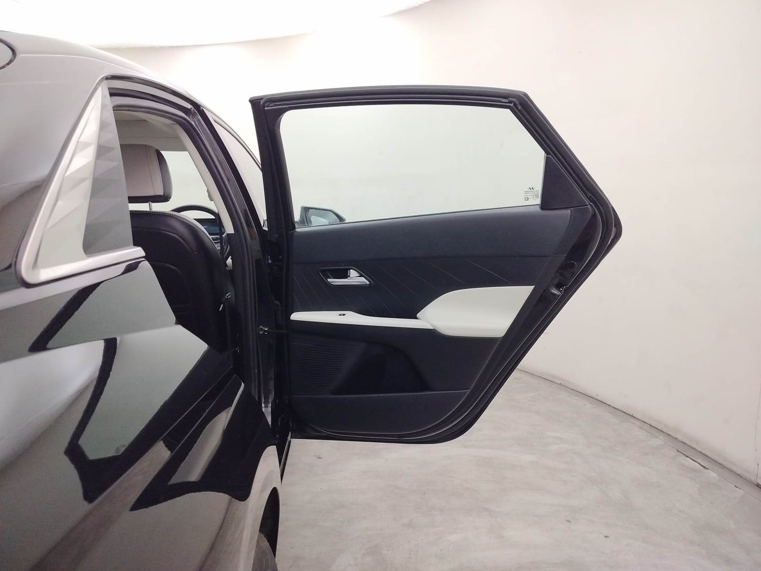 Verna image 20 Verna image 20