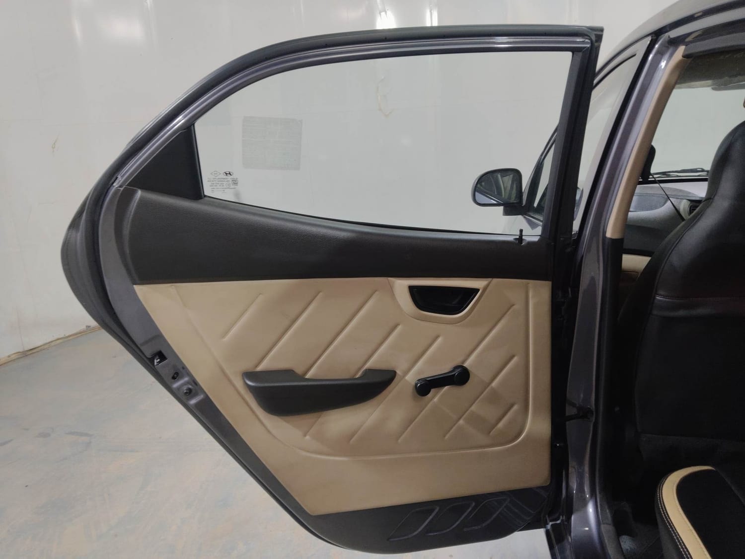 EON image 22 EON image 22