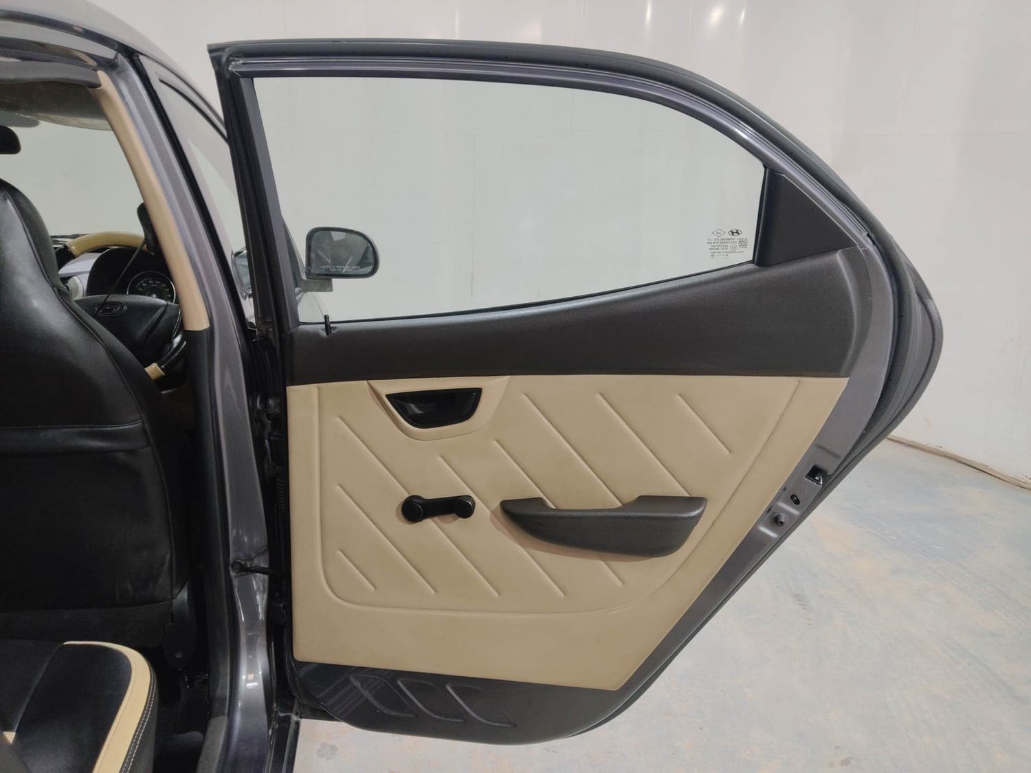 EON image 20 EON image 20