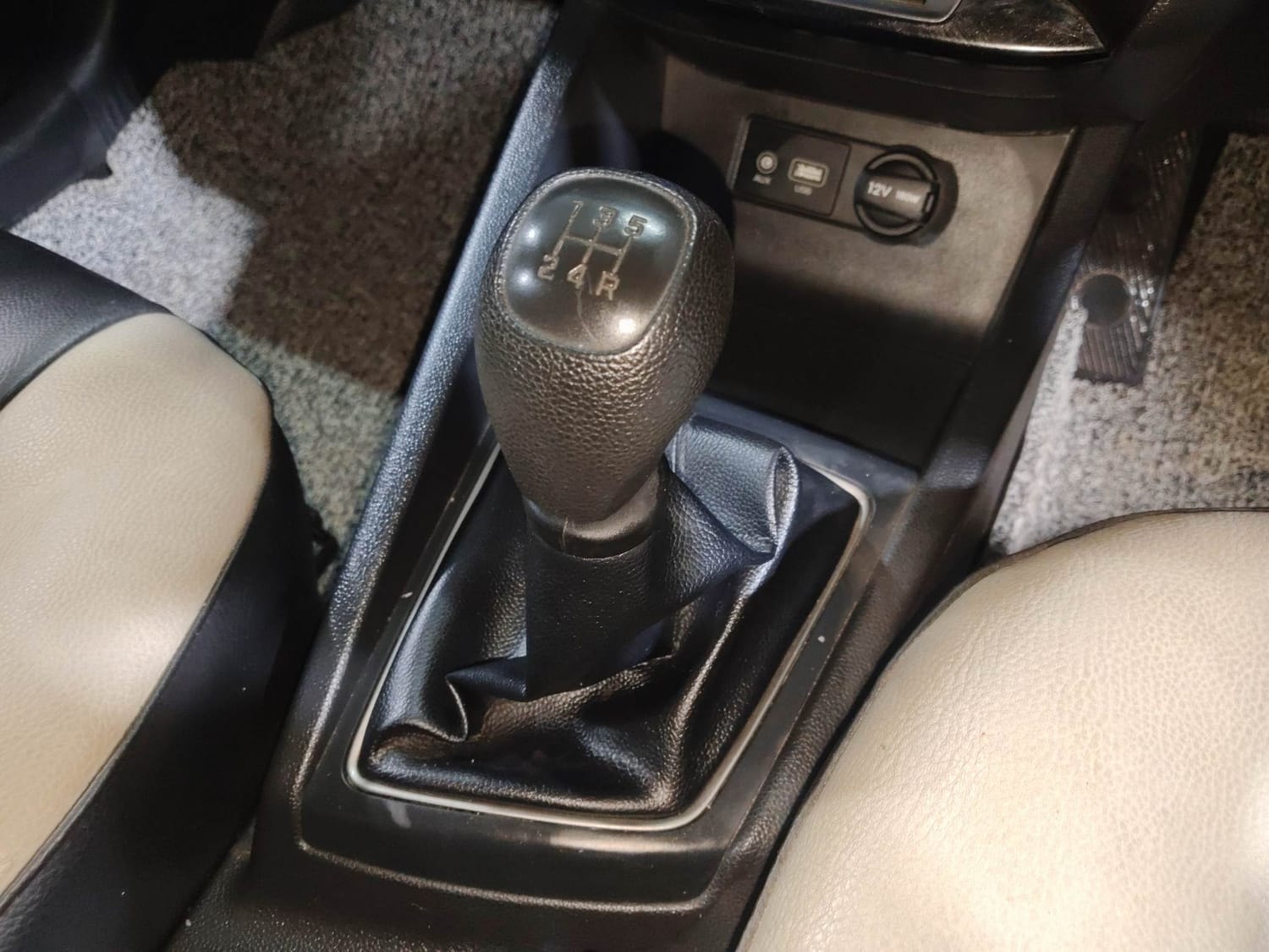 Elite i20 image 16 Elite i20 image 16