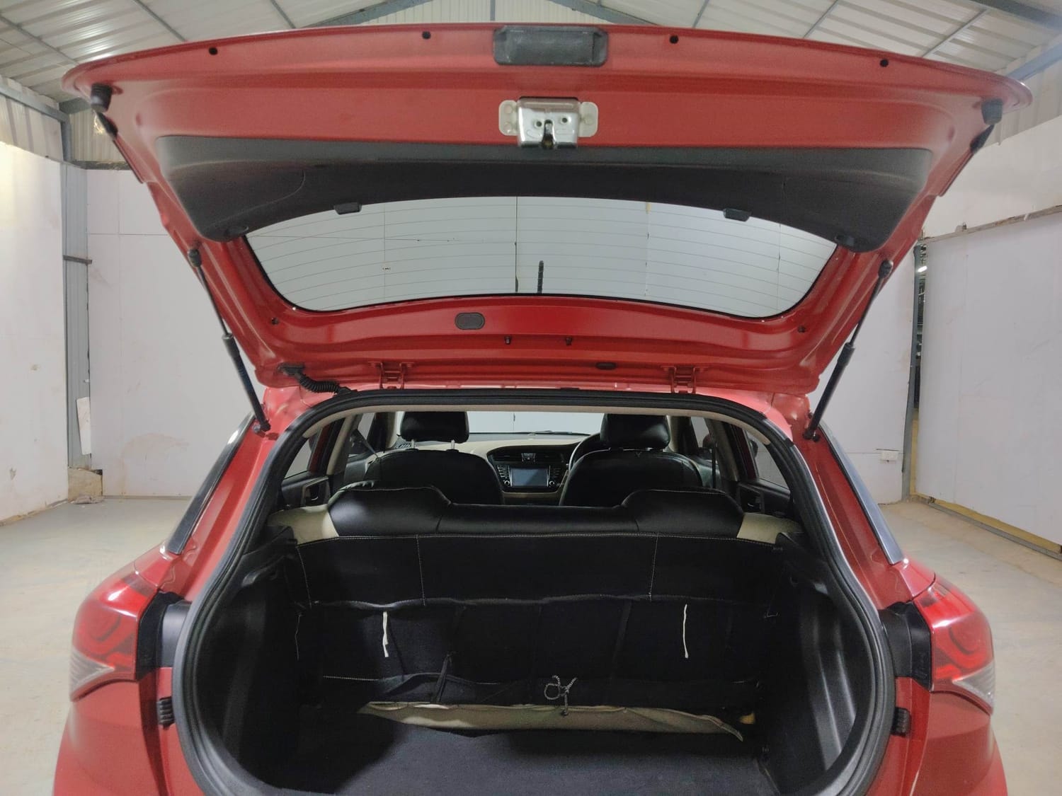 Elite i20 image 24 Elite i20 image 24