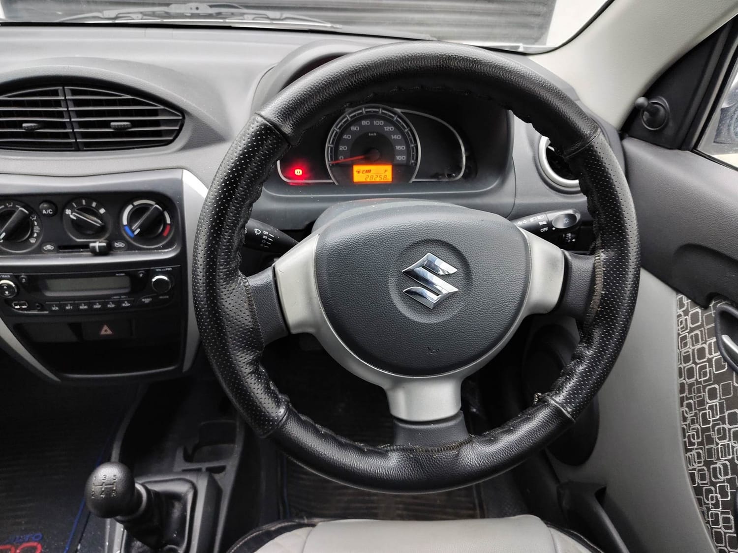 Alto 800 image 14 Alto 800 image 14