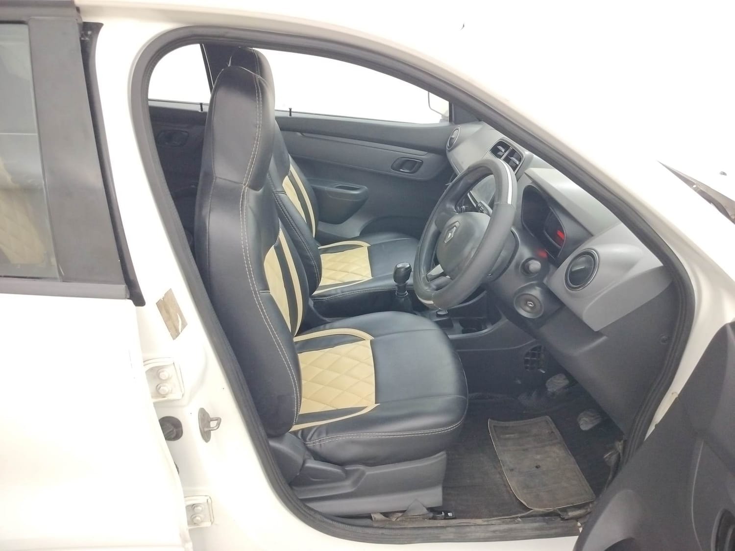 Kwid image 17 Kwid image 17