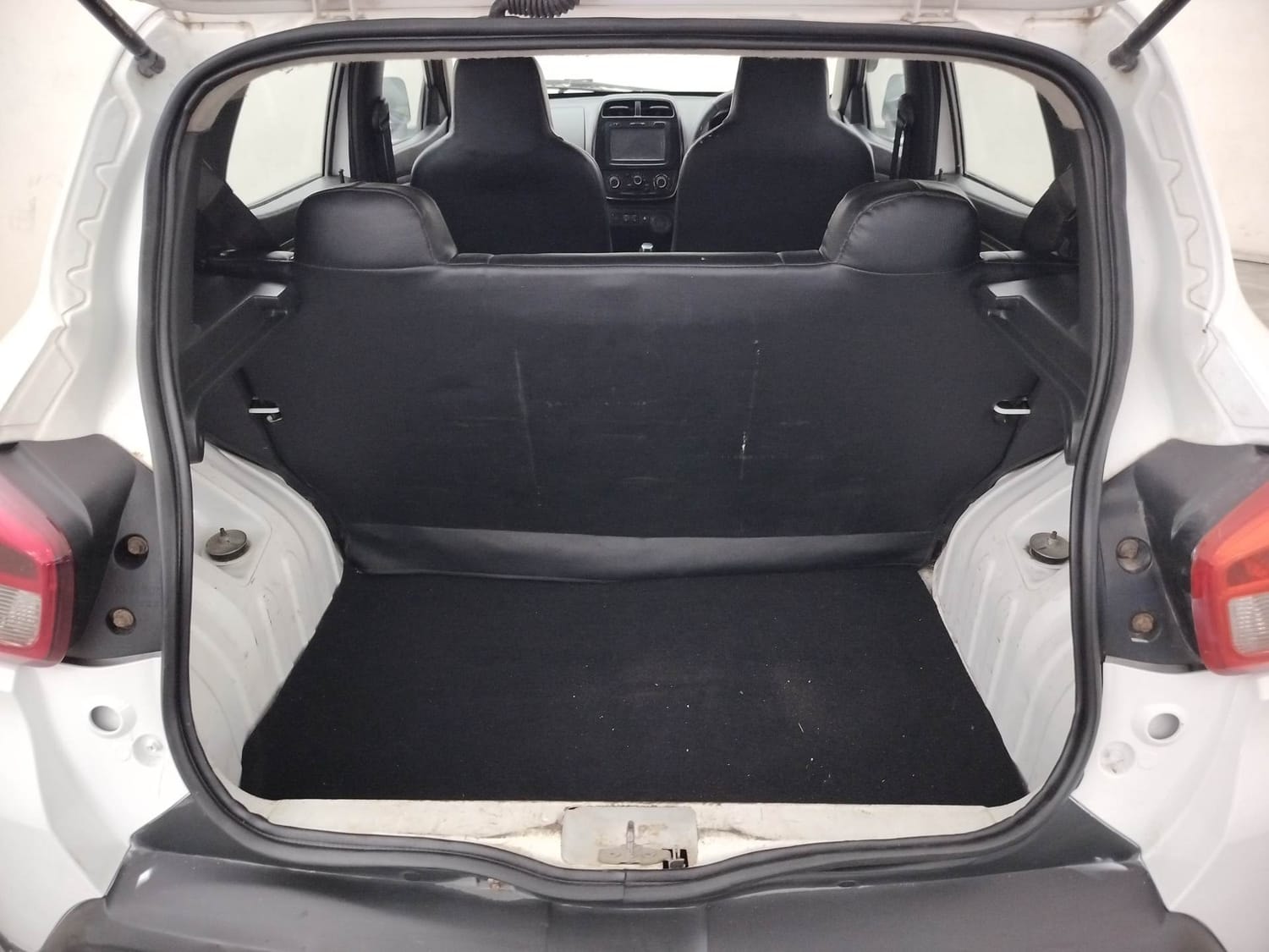 Kwid image 25 Kwid image 25