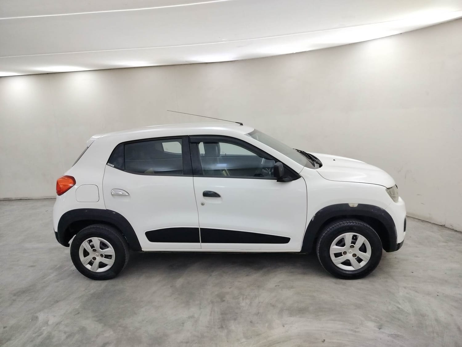 Kwid image 6 Kwid image 6