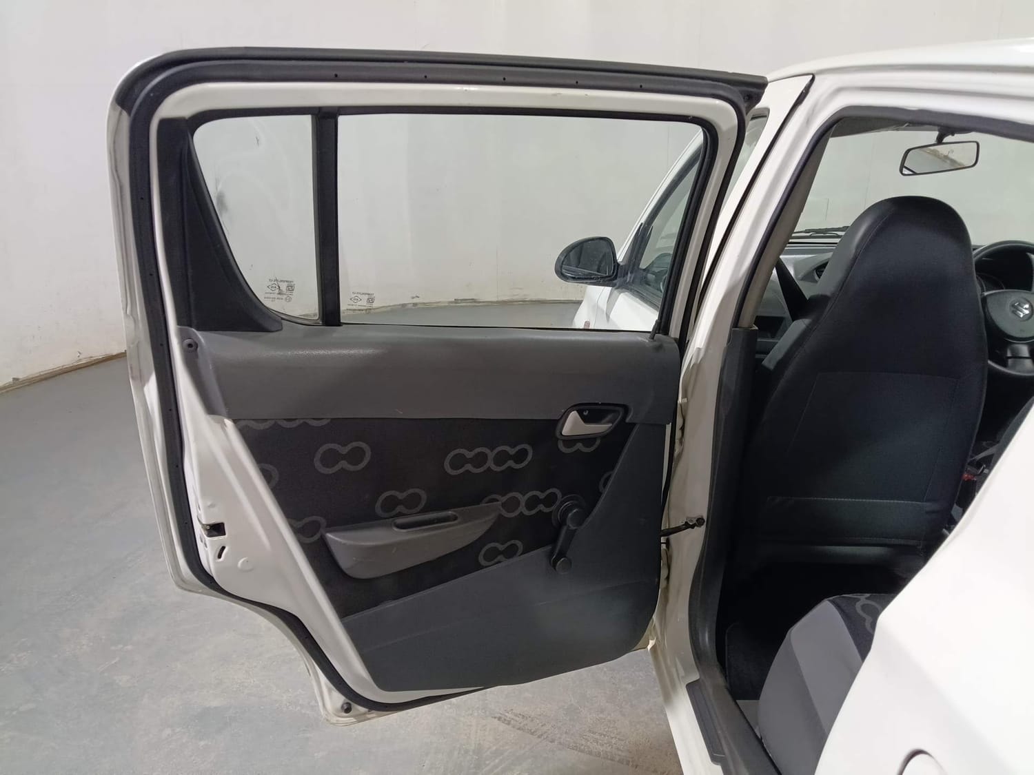 Alto 800 image 22 Alto 800 image 22