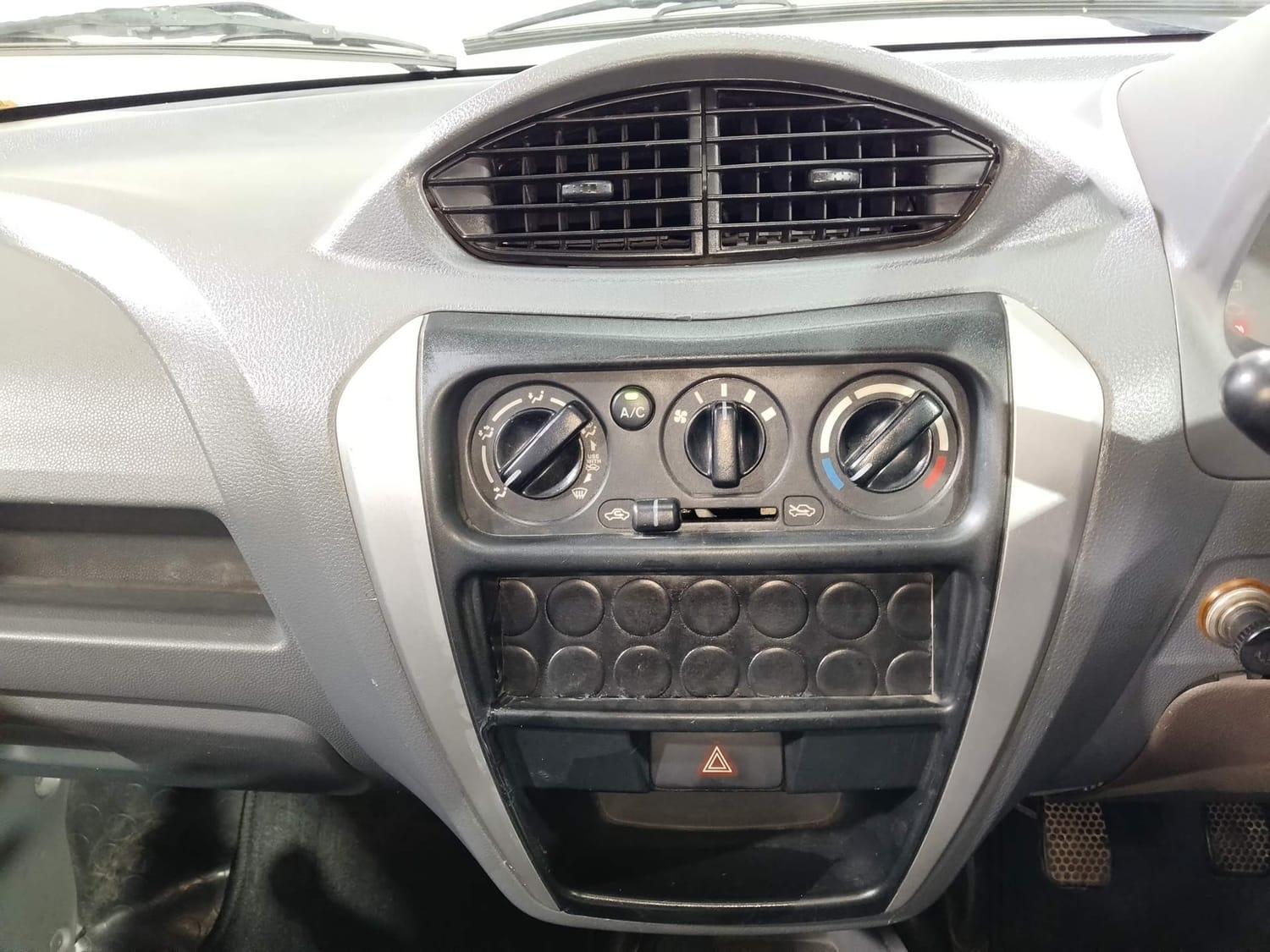 Alto 800 image 13 Alto 800 image 13