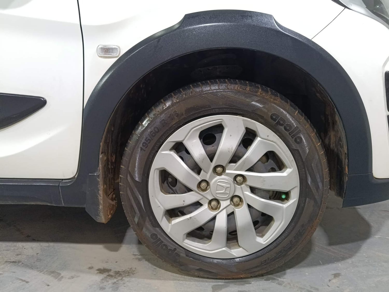 BR-V image 32 BR-V image 32