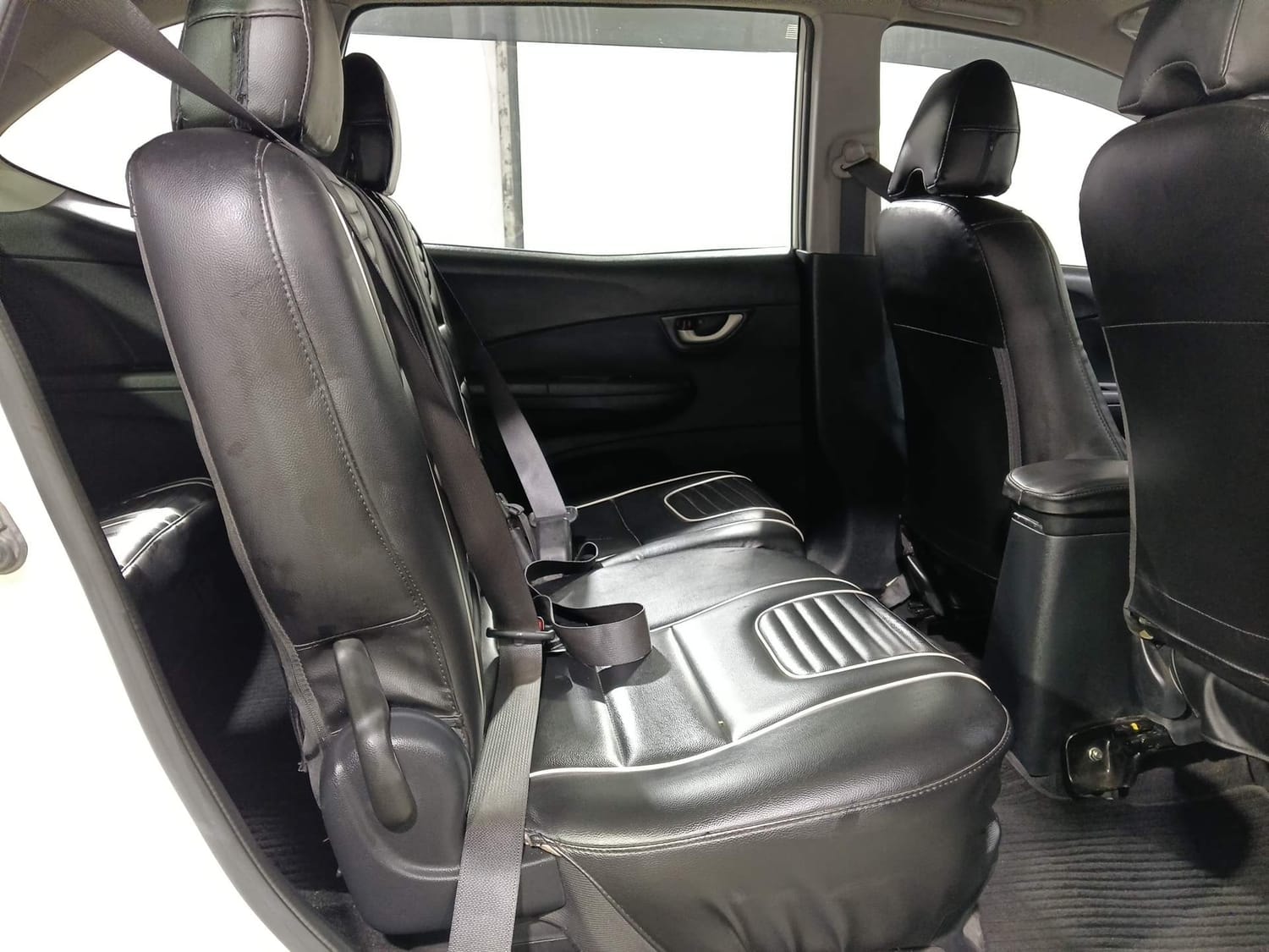 BR-V image 18 BR-V image 18