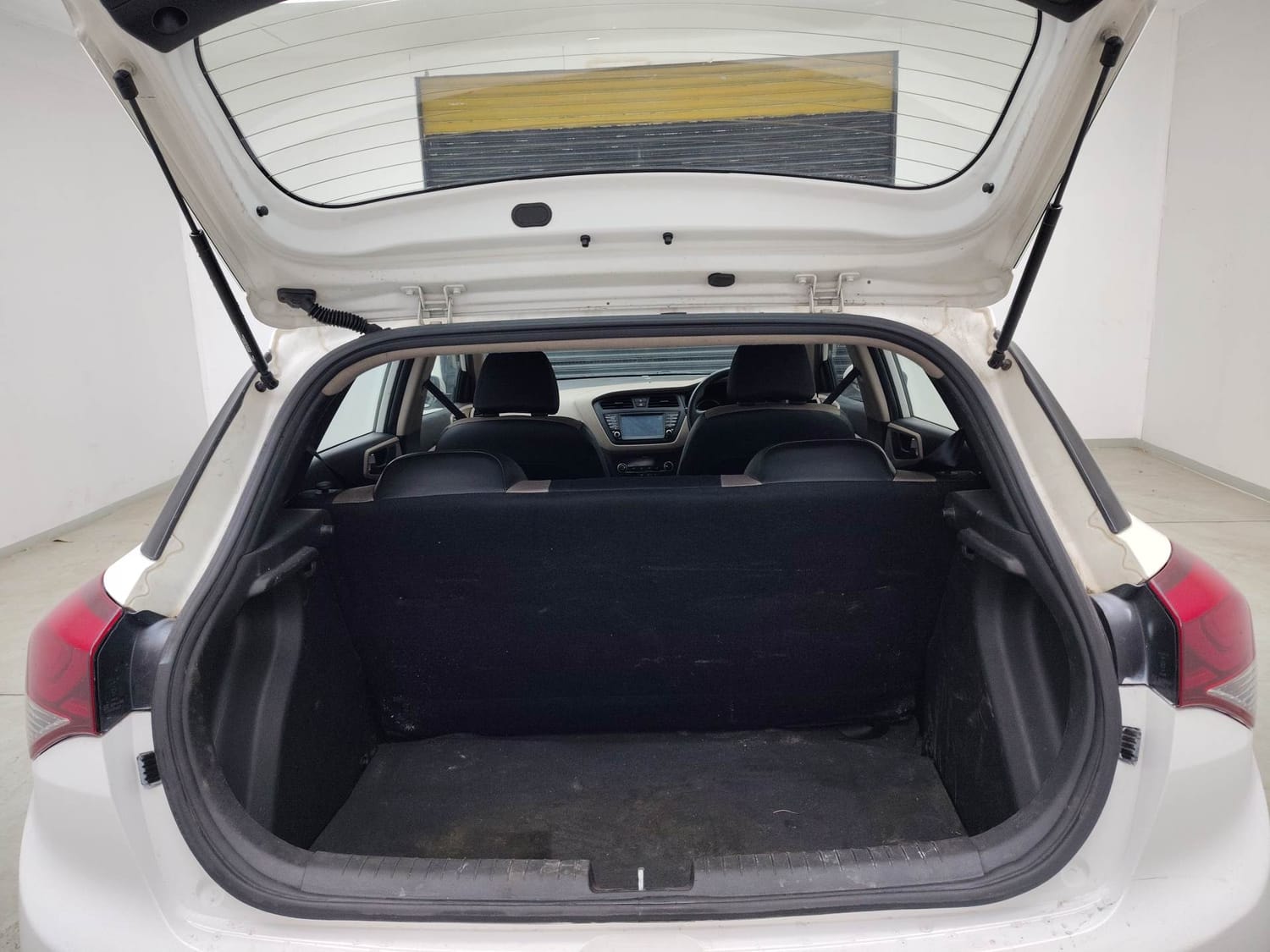 Elite i20 image 25 Elite i20 image 25