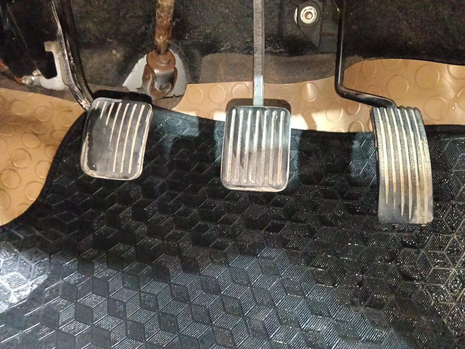 i10 image 26 i10 image 26