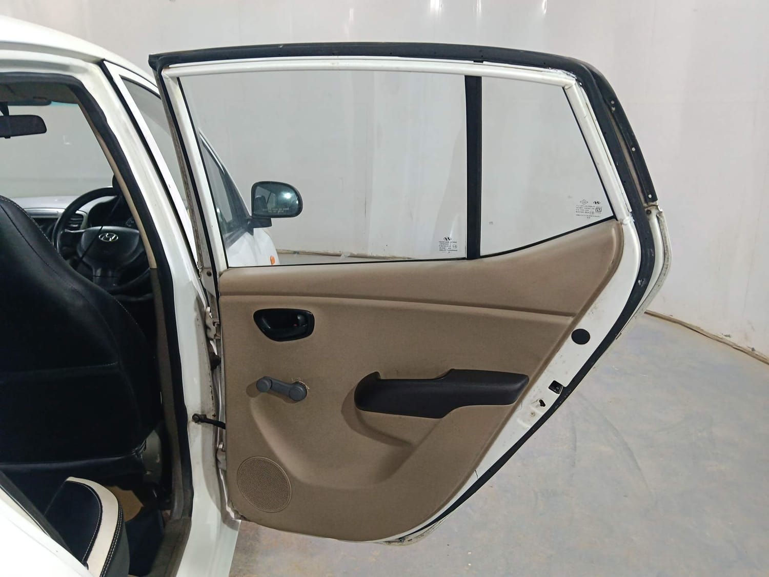 i10 image 20 i10 image 20