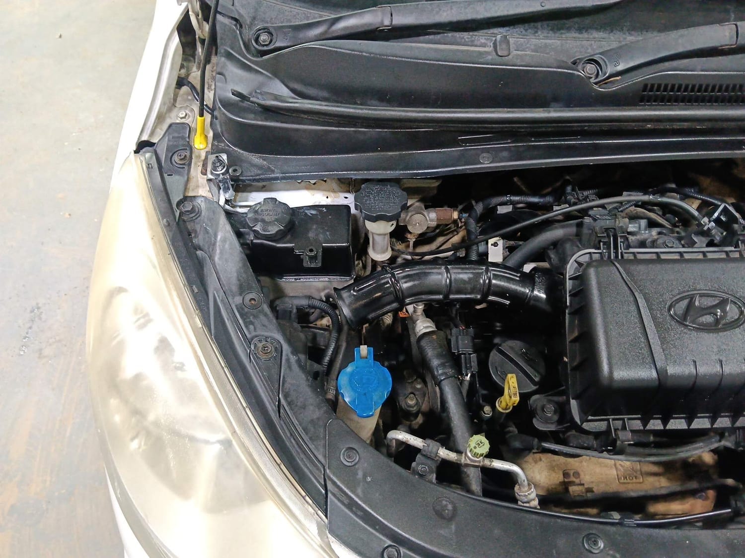 i10 image 29 i10 image 29