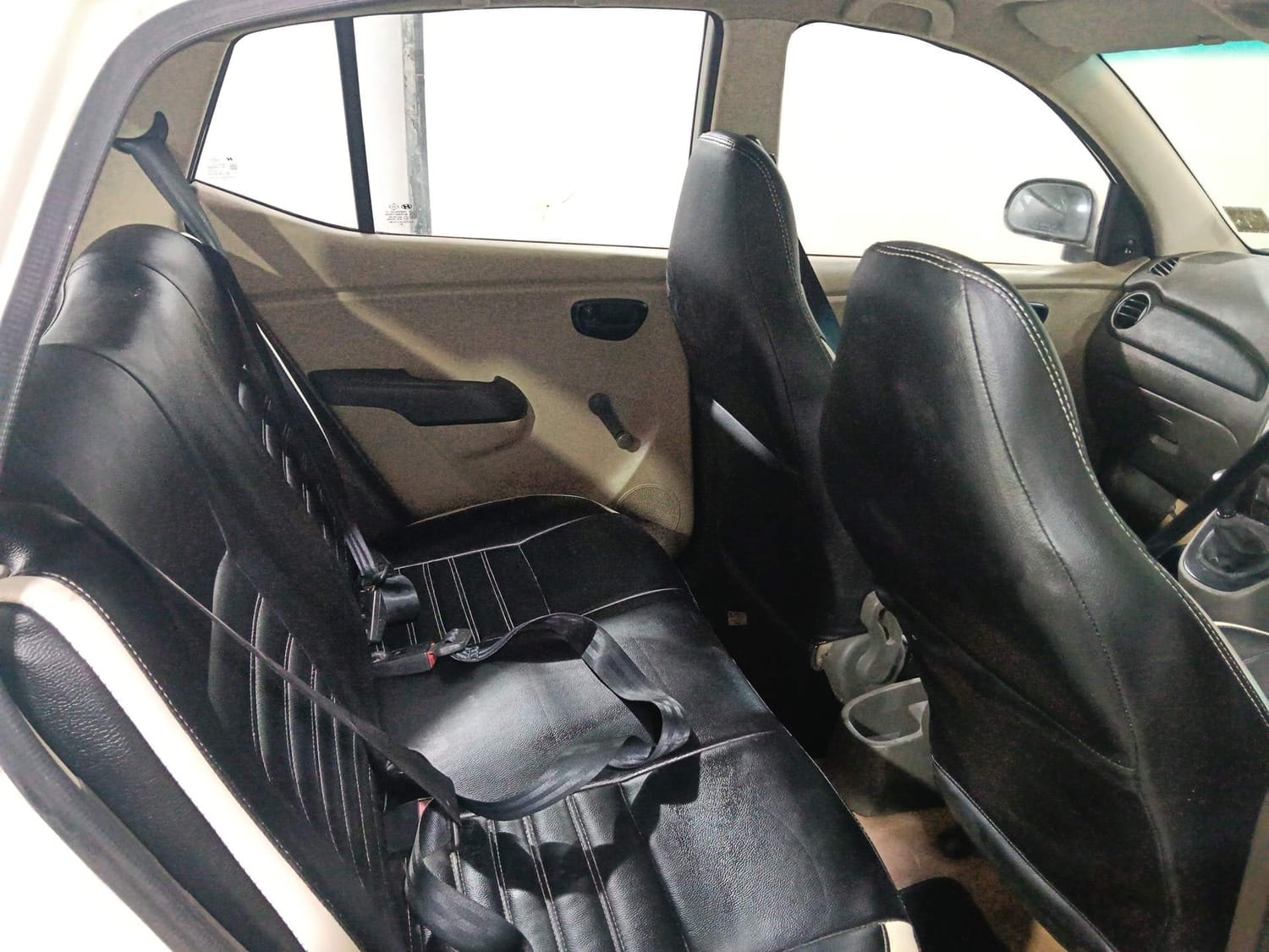 i10 image 18 i10 image 18