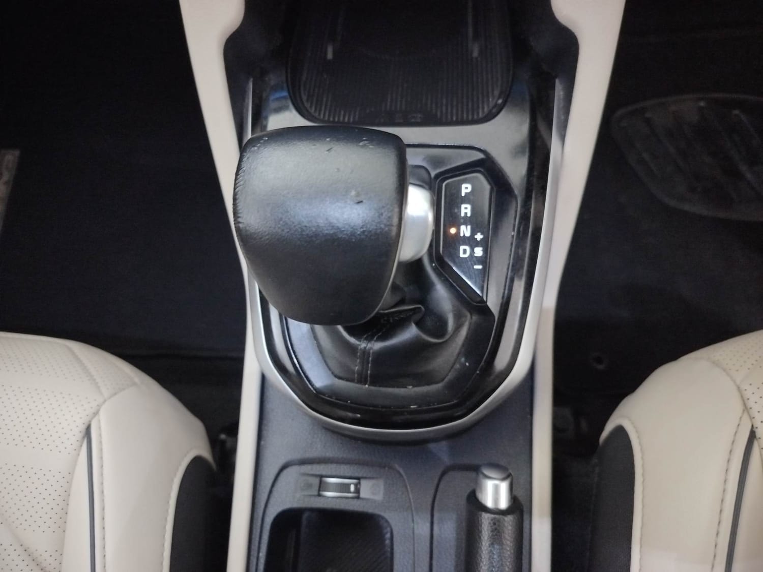 Used 2022 Kia Carens Used 2022 Kia Carens