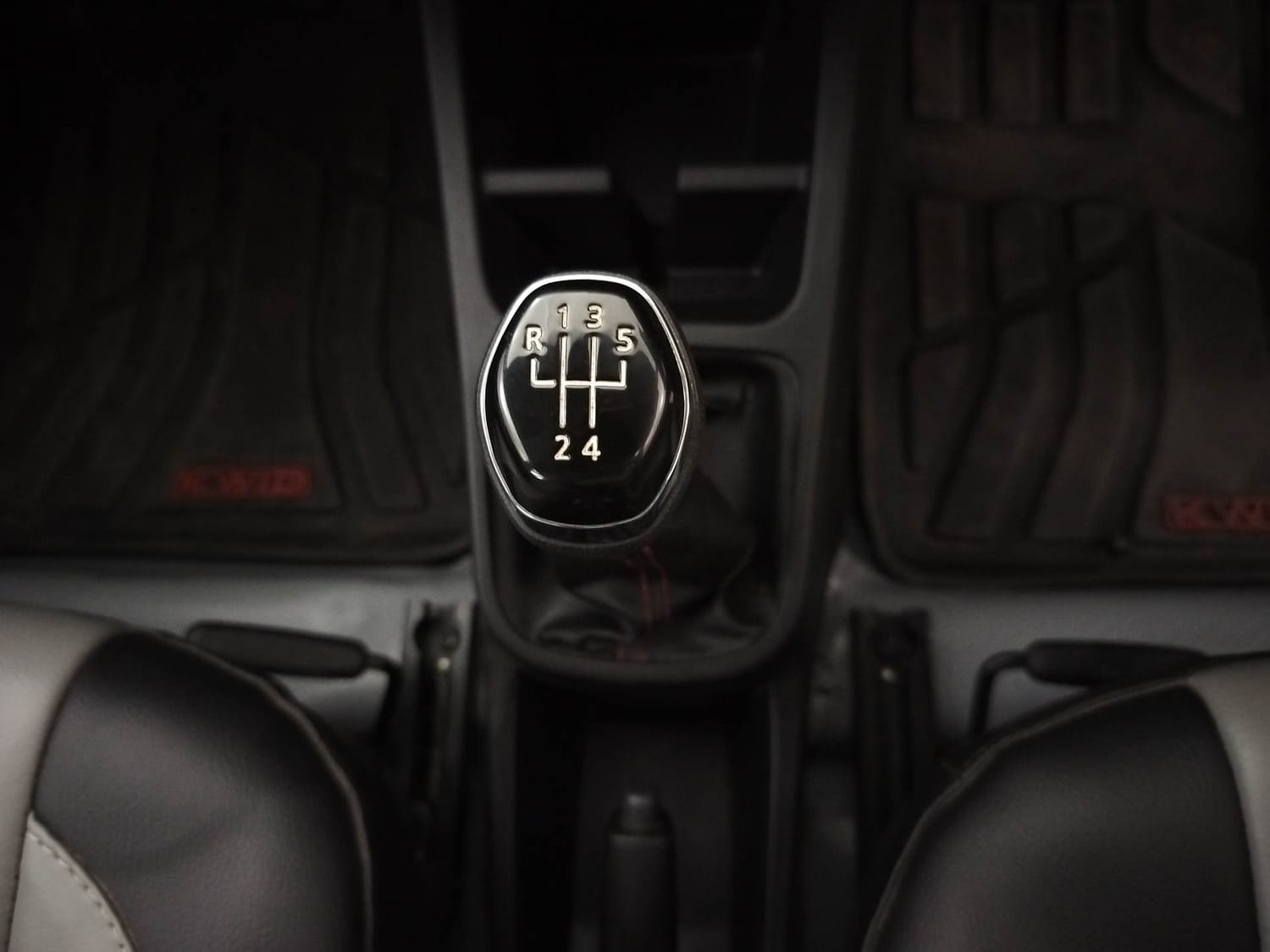 Kwid image 16 Kwid image 16