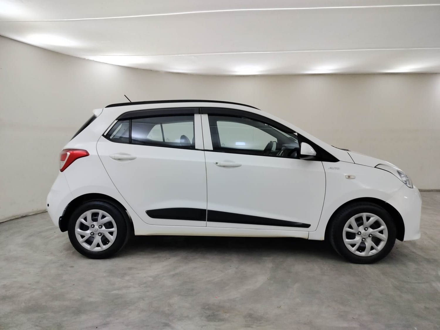 Grand i10 image 6 Grand i10 image 6