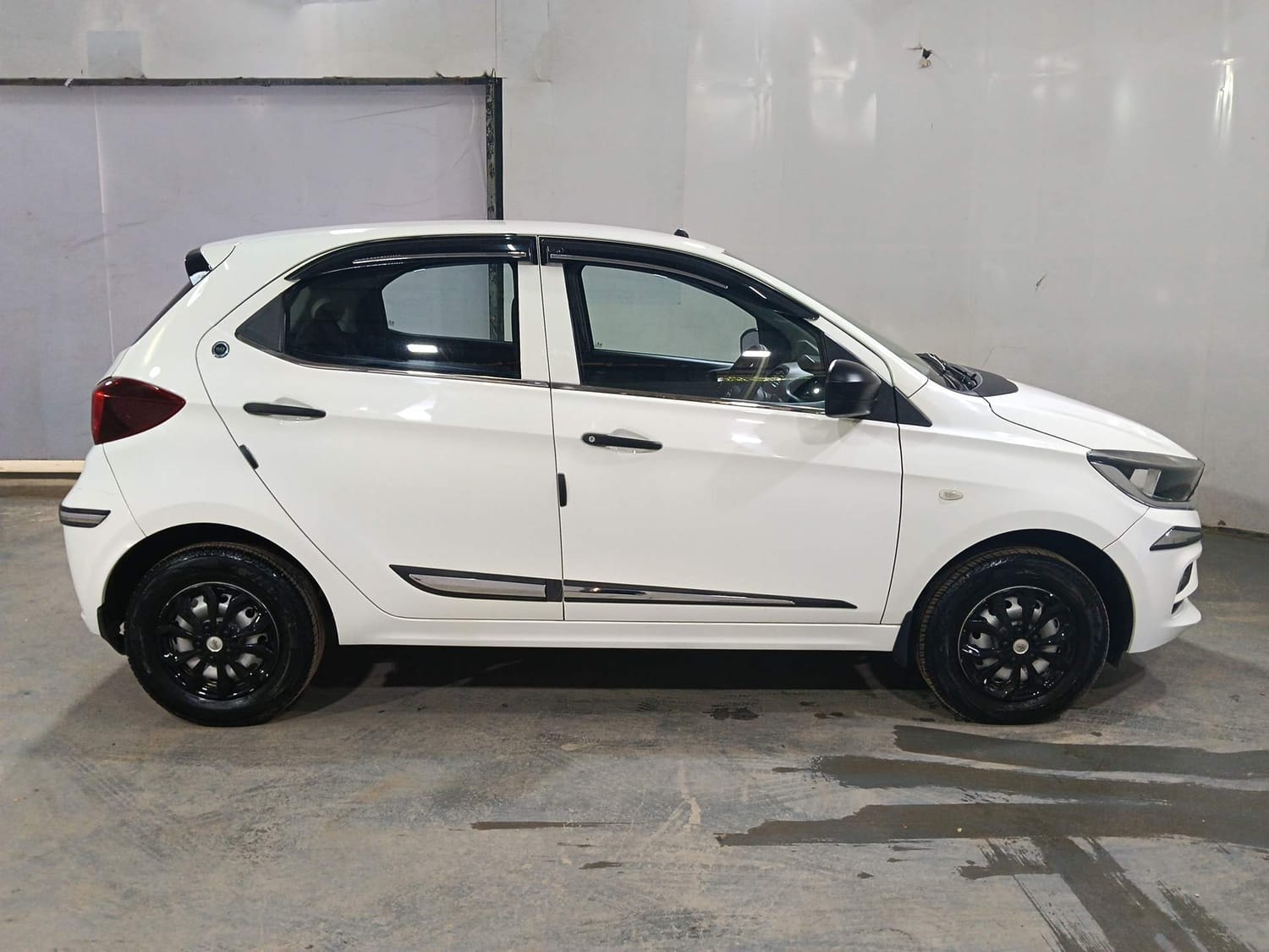 Used 2023 Tata Tiago Used 2023 Tata Tiago
