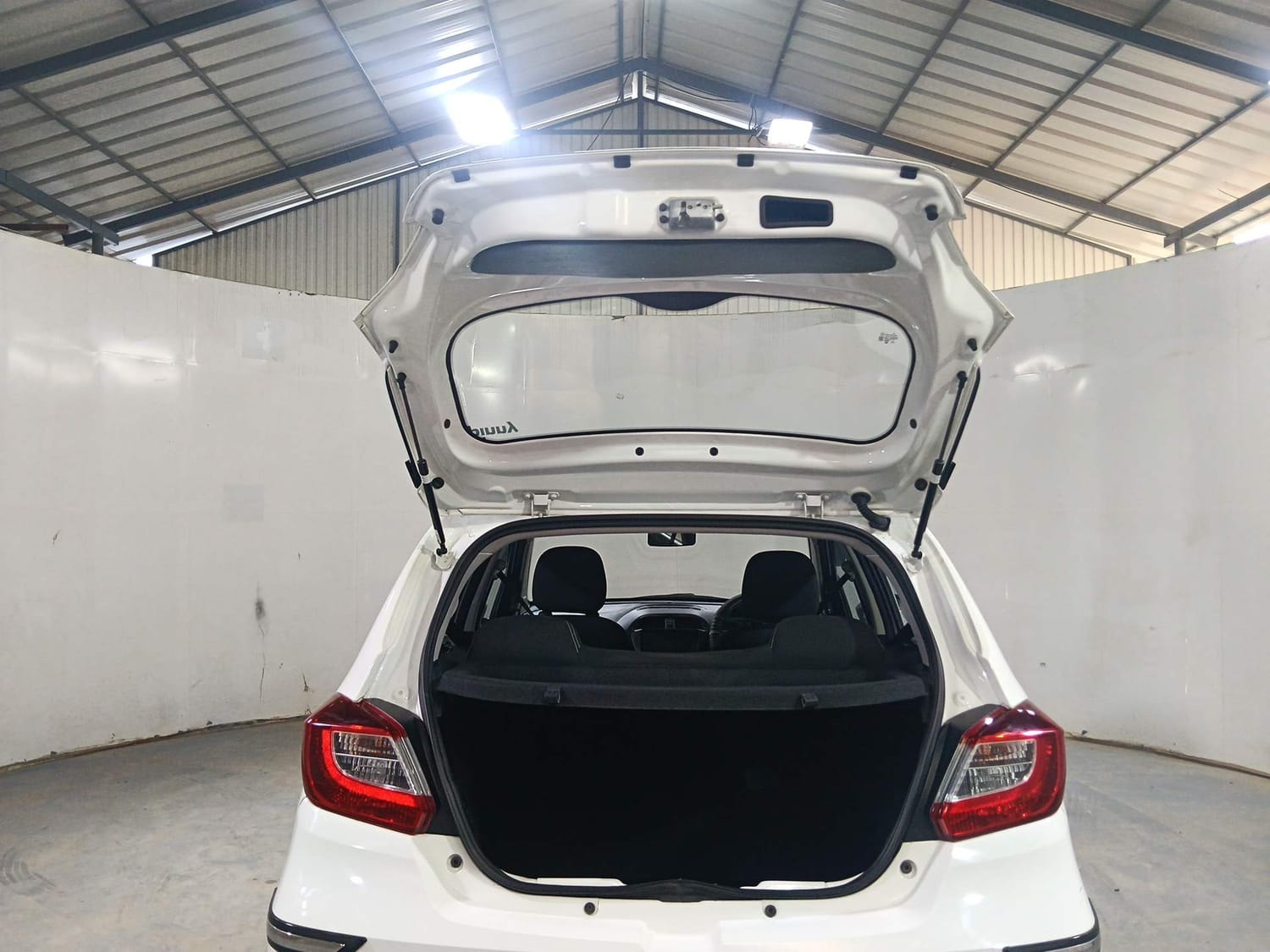 Used 2023 Tata Tiago Used 2023 Tata Tiago