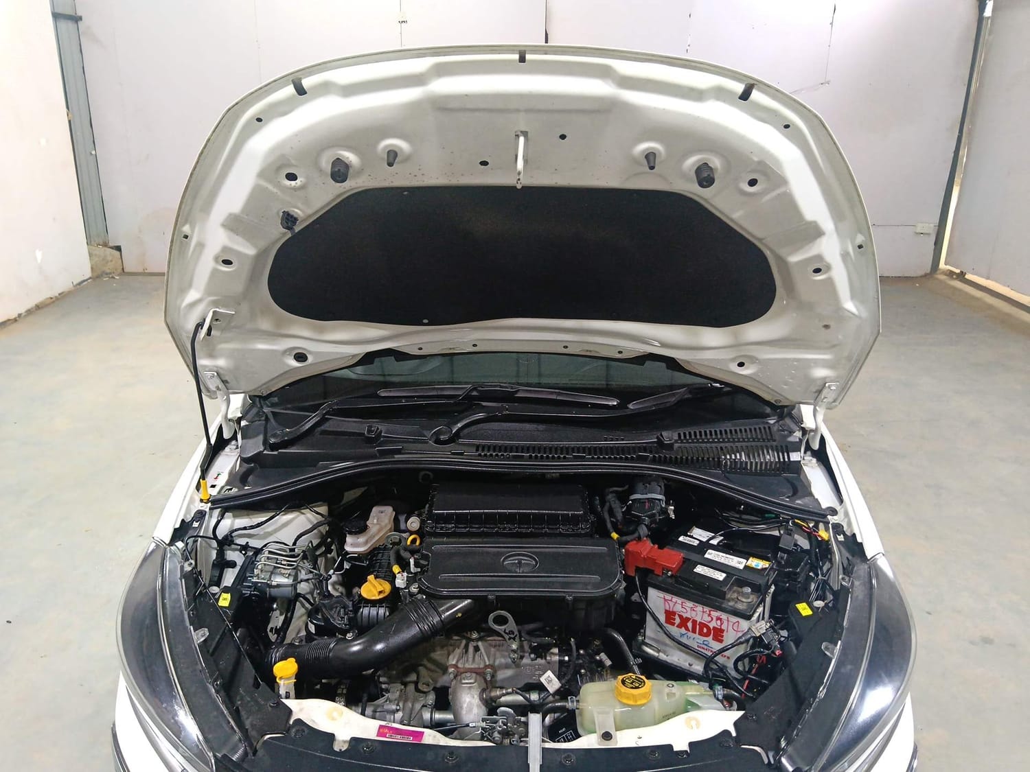 Used 2023 Tata Tiago Used 2023 Tata Tiago