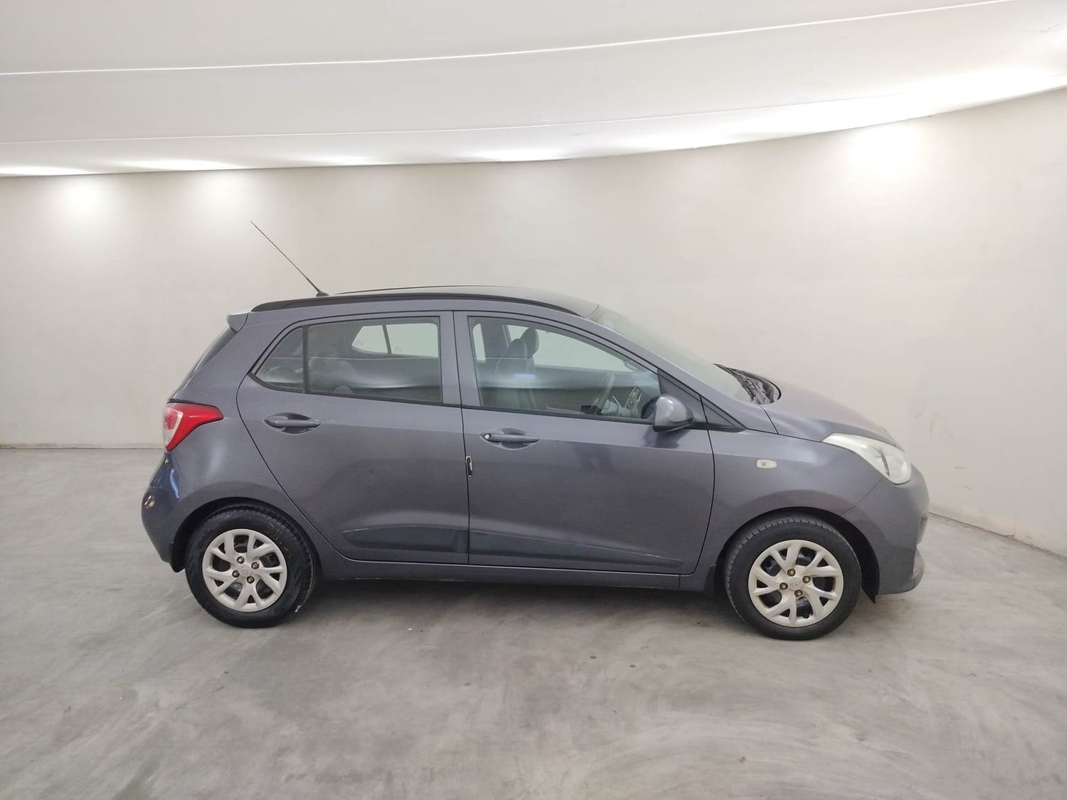 Grand i10 image 6 Grand i10 image 6