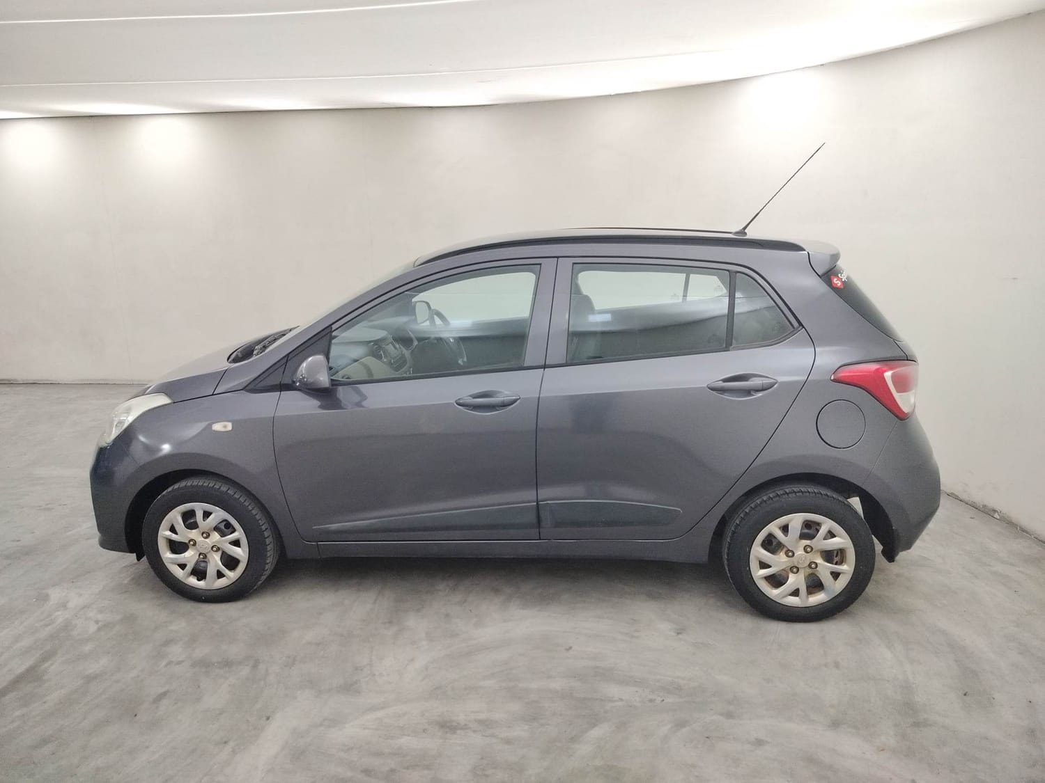 Grand i10 image 2 Grand i10 image 2