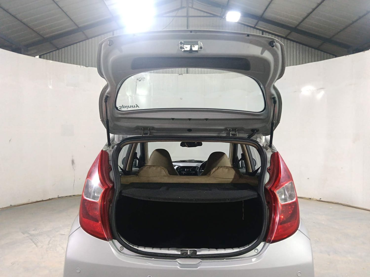 Used 2013 Hyundai EON Used 2013 Hyundai EON