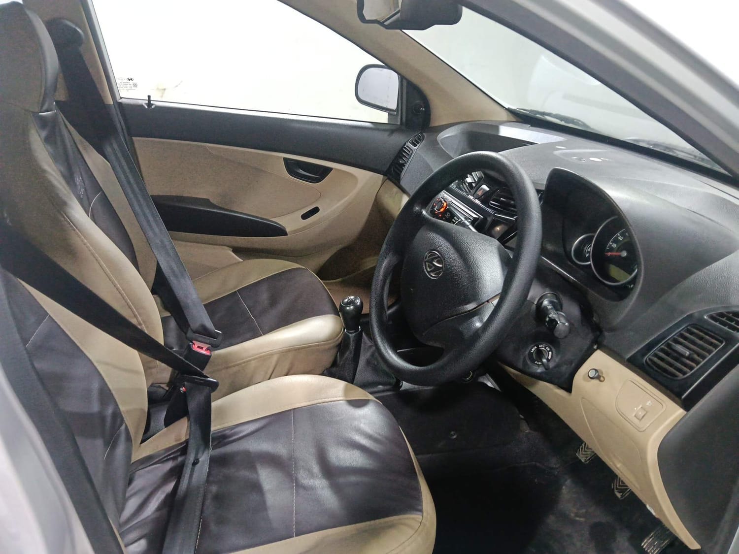 Used 2013 Hyundai EON Used 2013 Hyundai EON