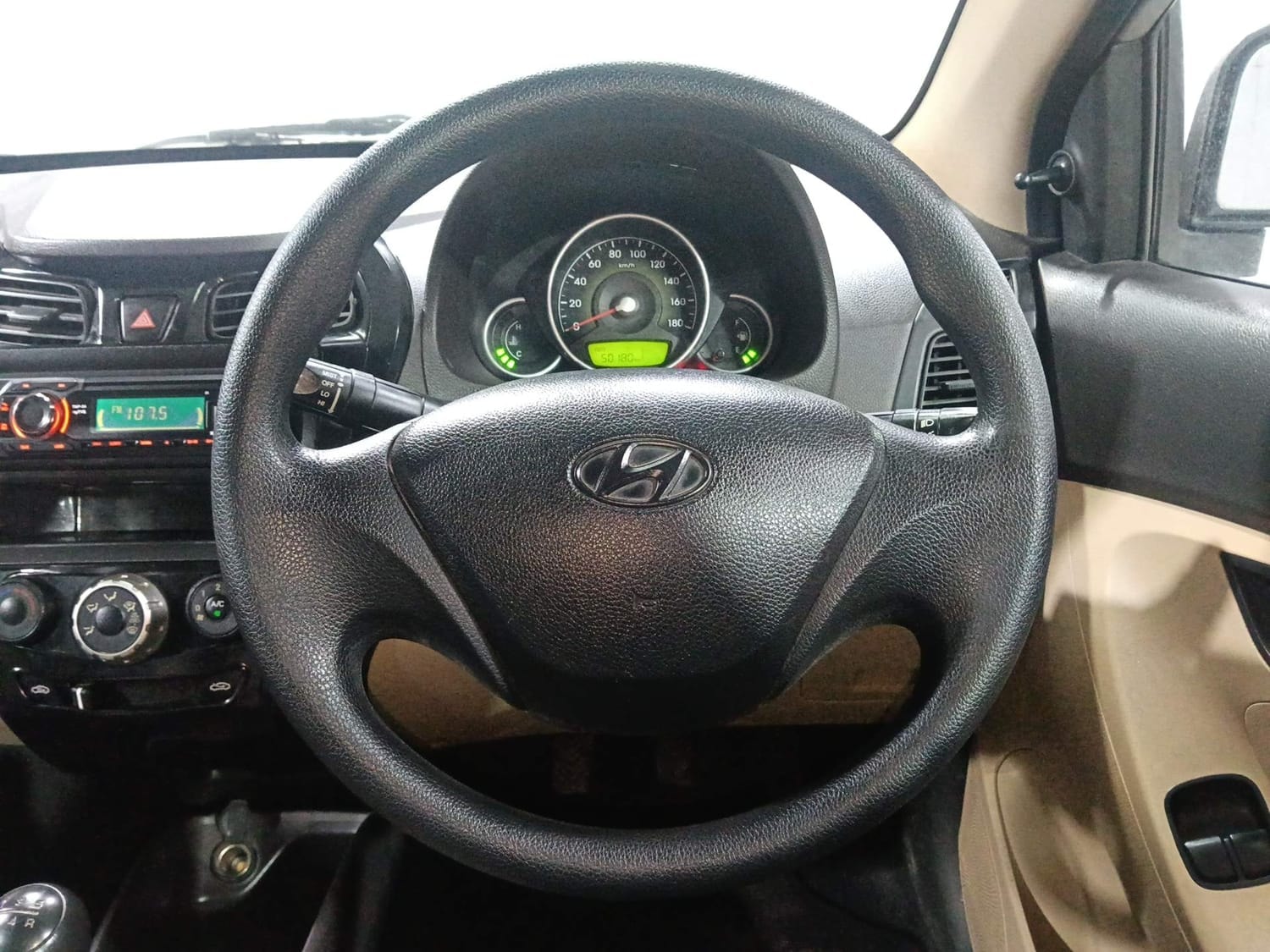 Used 2013 Hyundai EON Used 2013 Hyundai EON