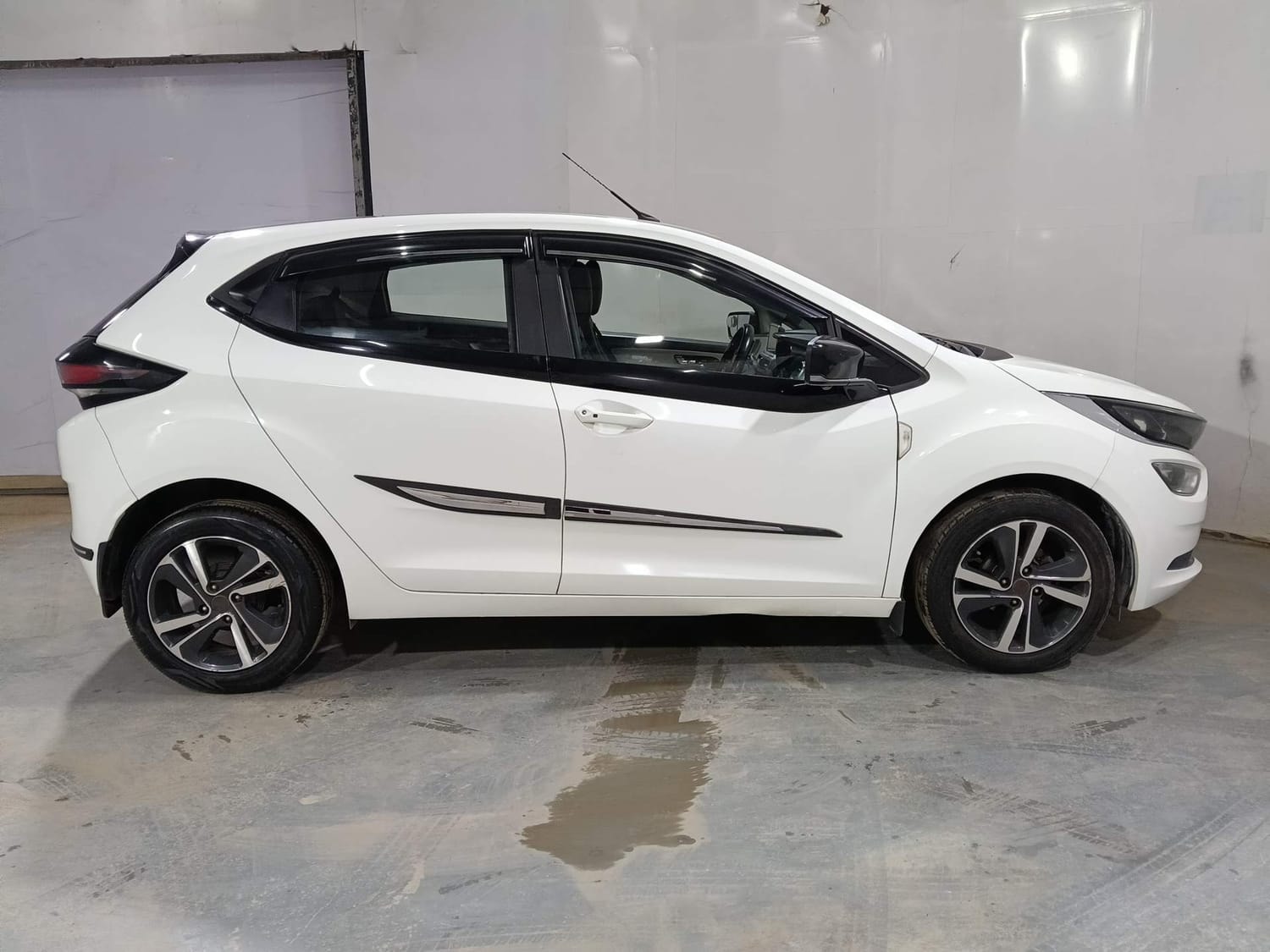 Used 2021 Tata Altroz Used 2021 Tata Altroz