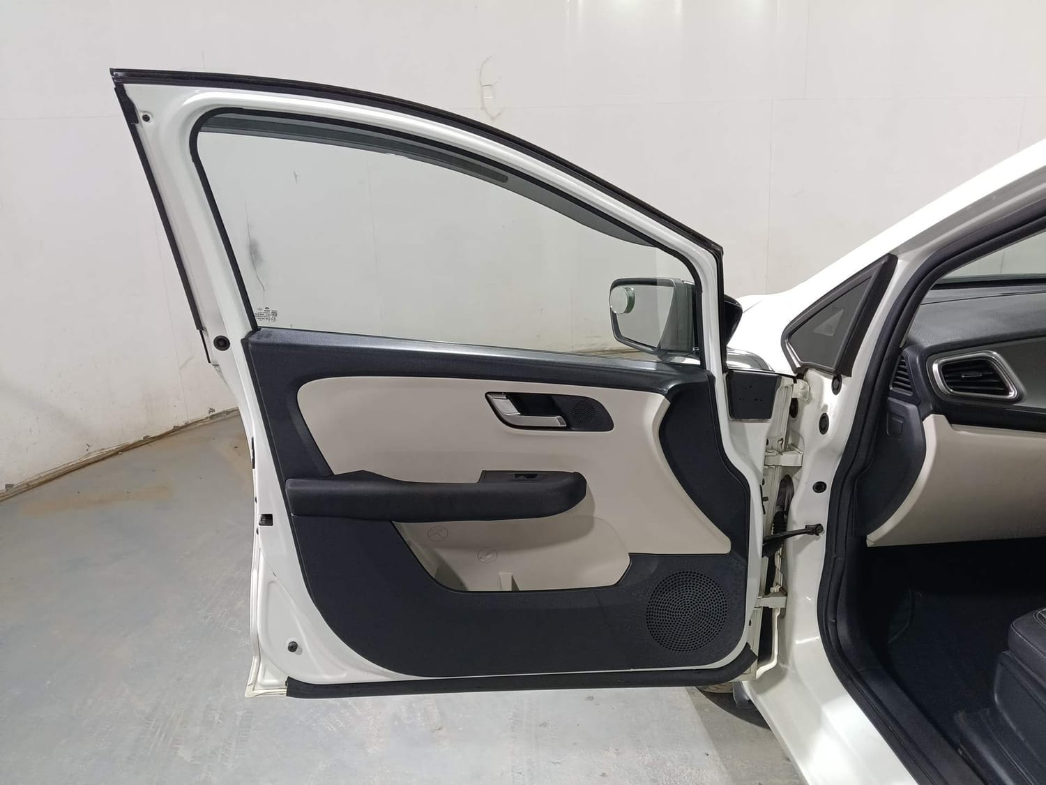 Used 2021 Tata Altroz Used 2021 Tata Altroz