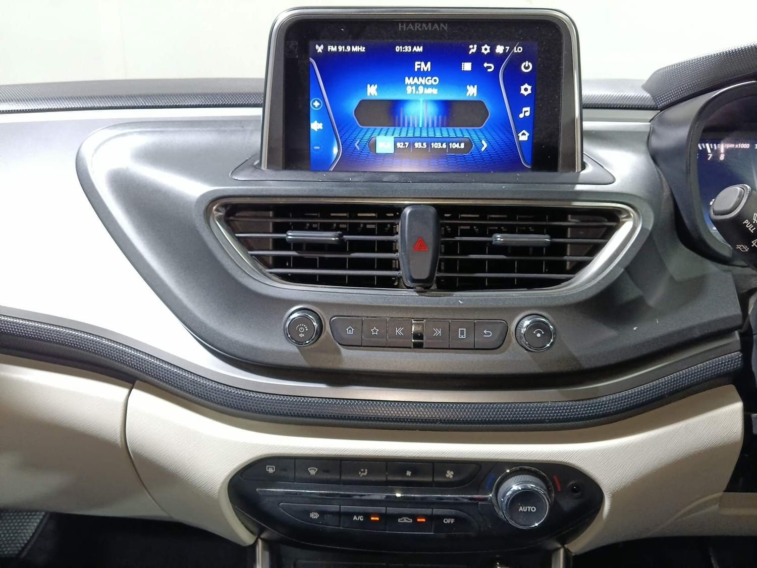 Used 2021 Tata Altroz Used 2021 Tata Altroz