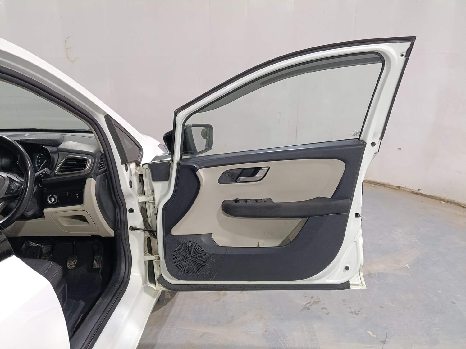 Used 2021 Tata Altroz Used 2021 Tata Altroz