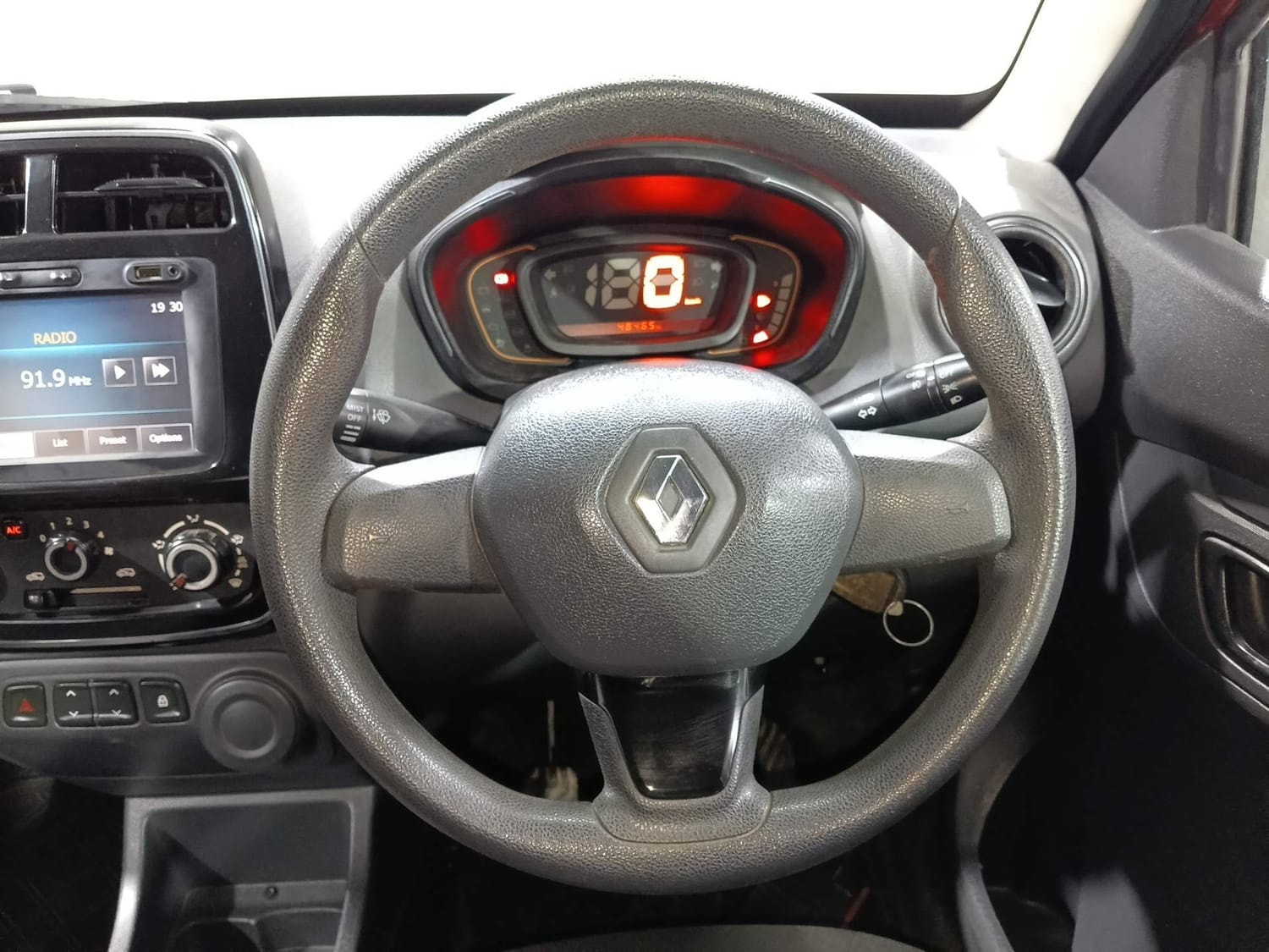 Used 2015 Renault Kwid Used 2015 Renault Kwid