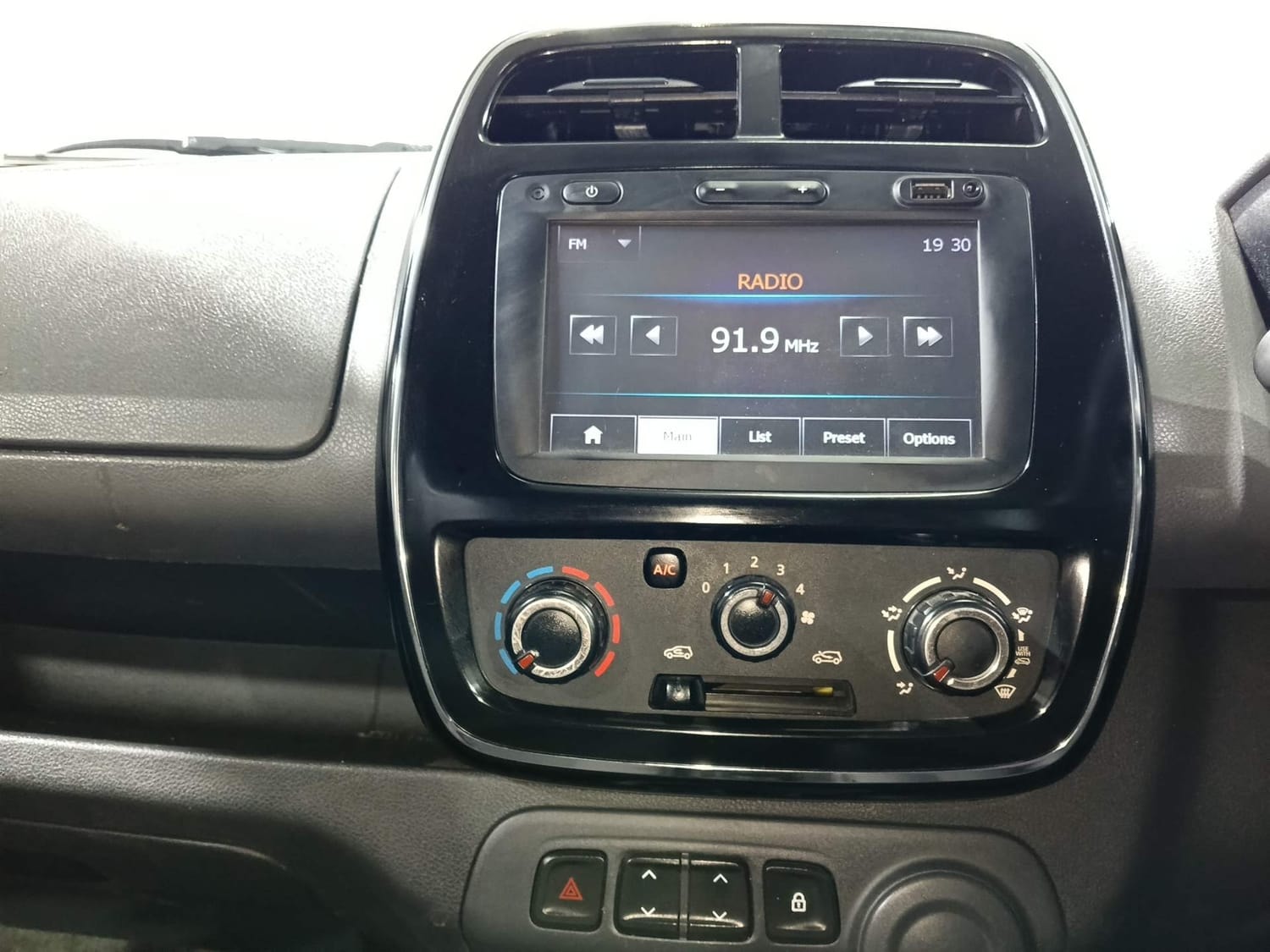 Used 2015 Renault Kwid Used 2015 Renault Kwid