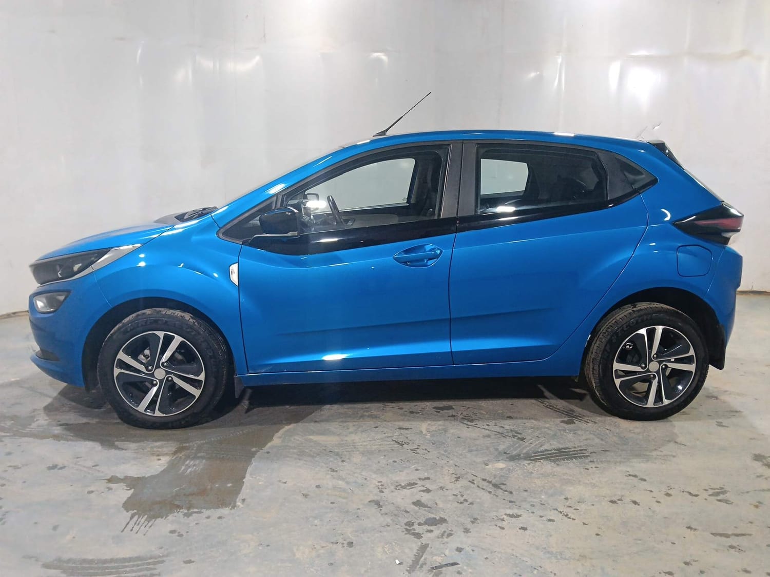 Altroz image 2 Altroz image 2