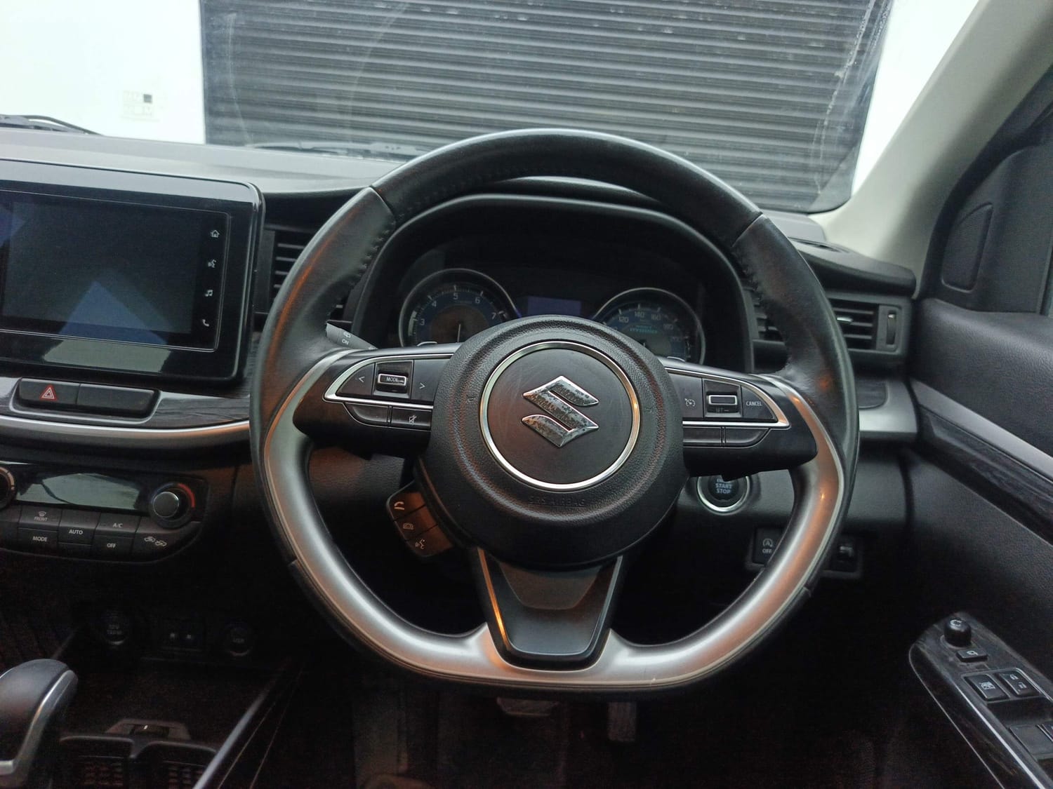 XL6 image 14 XL6 image 14