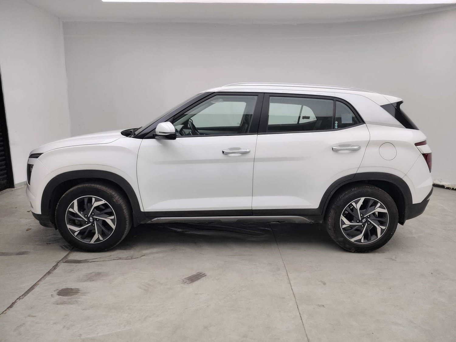 Creta image 2 Creta image 2