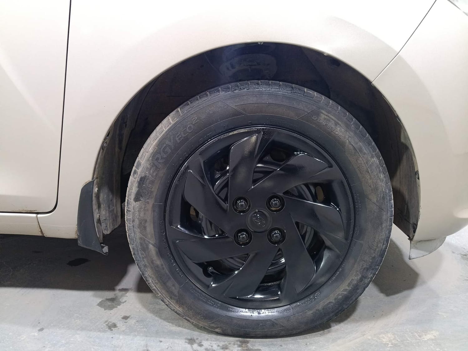 Santro image 32 Santro image 32